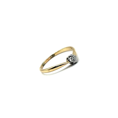 1199. Golden Solitaire Diamond Ring