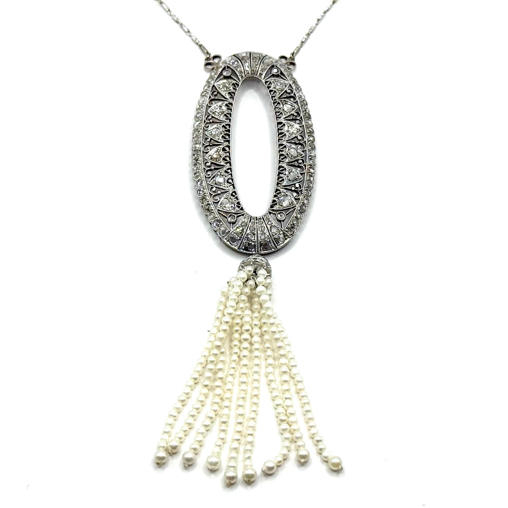 5126. Art Deco White Gold Necklace with Diamonds and Freshwater Pearl