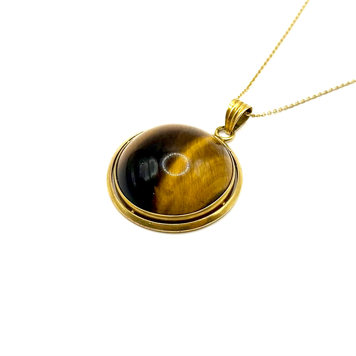 SF644. Zlatý přívěsek Art Deco s tygřím okem