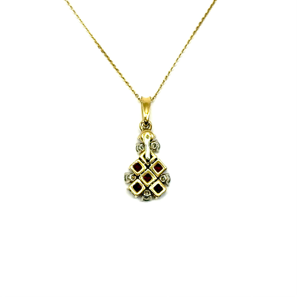 R350. Moderner Goldanhänger mit Diamant und Rubin