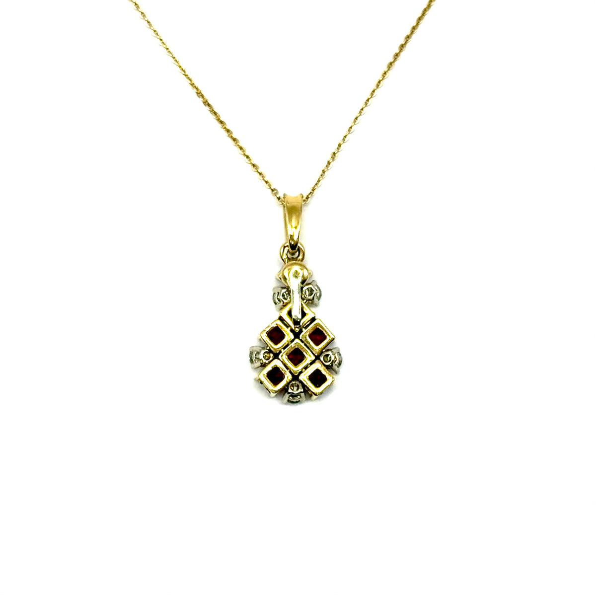 R350. Moderner Goldanhänger mit Diamant und Rubin
