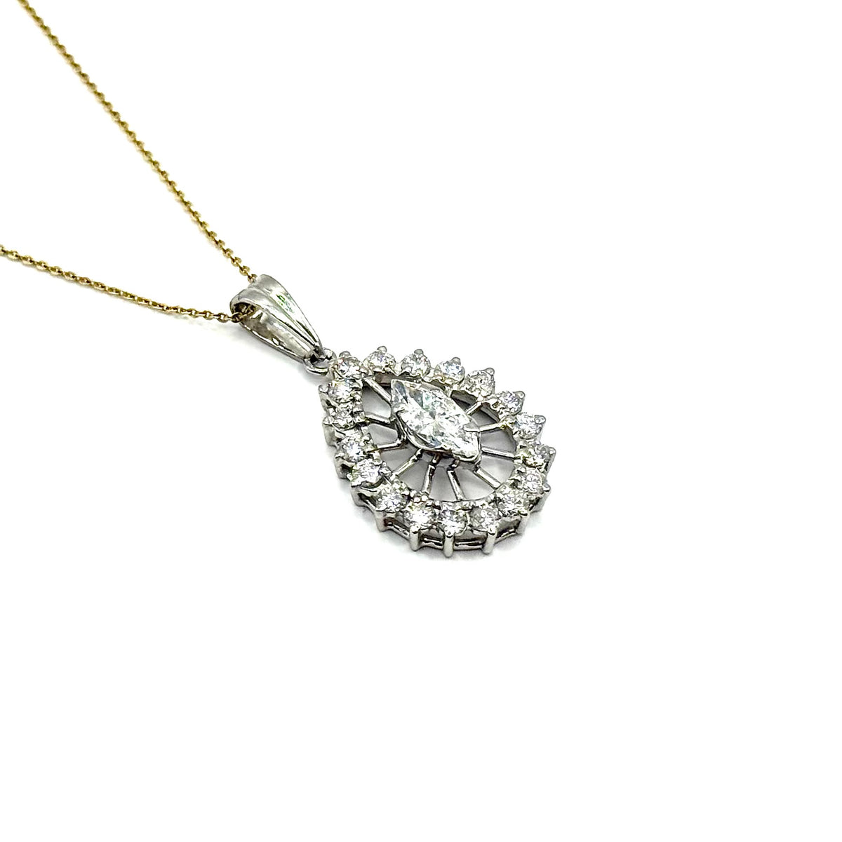 R327. Moderner Weissgoldanhänger mit Diamant