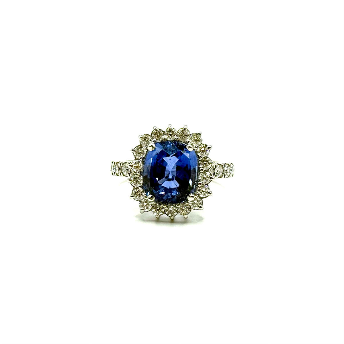 R324. Moderno anello in oro bianco con diamante e zaffiro.