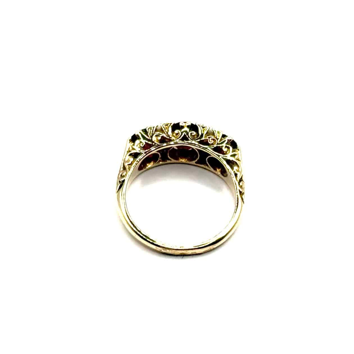 1375. Goldring mit Perlen und Granaten