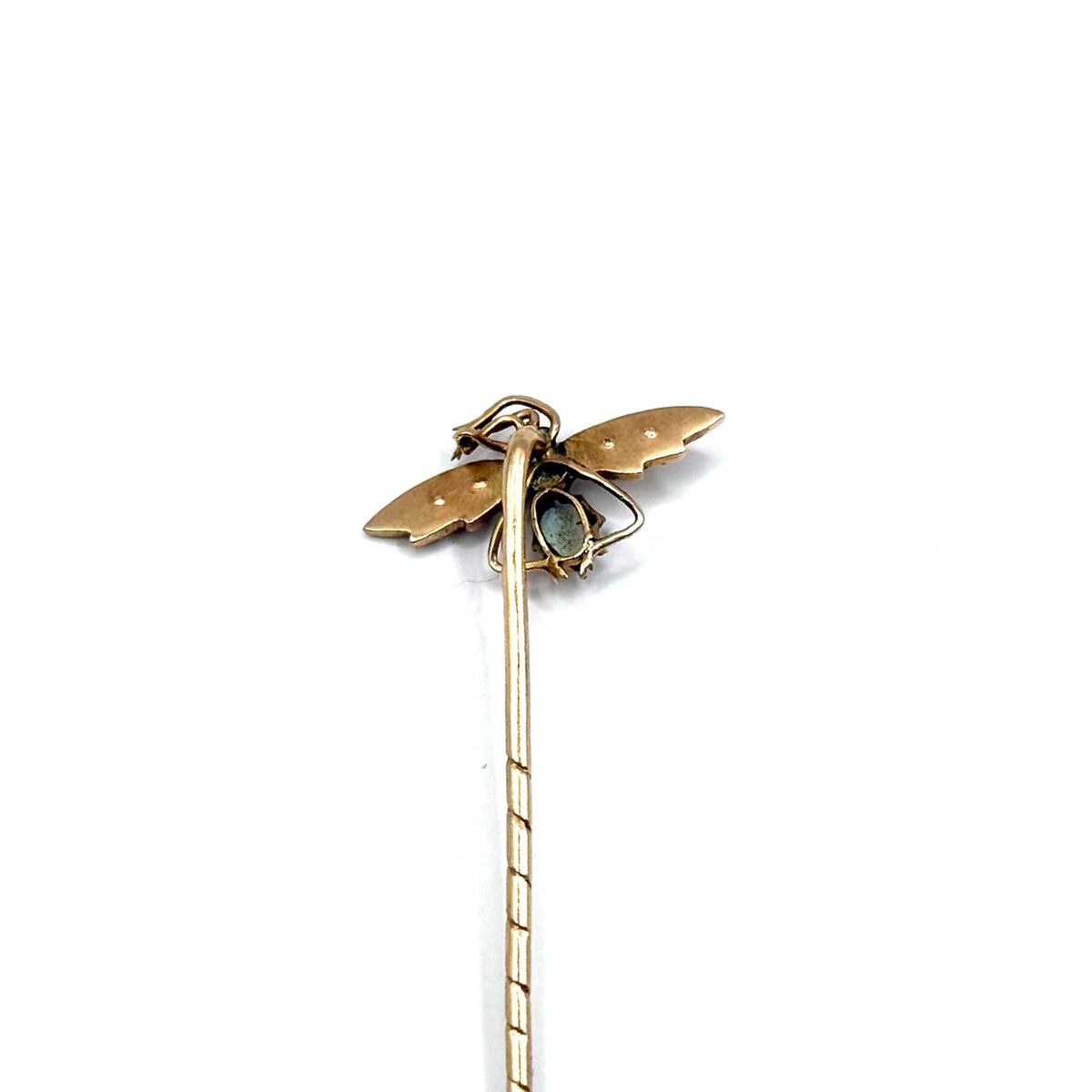 1018. Art-Déco-Goldbrosche mit Perle und Opal.