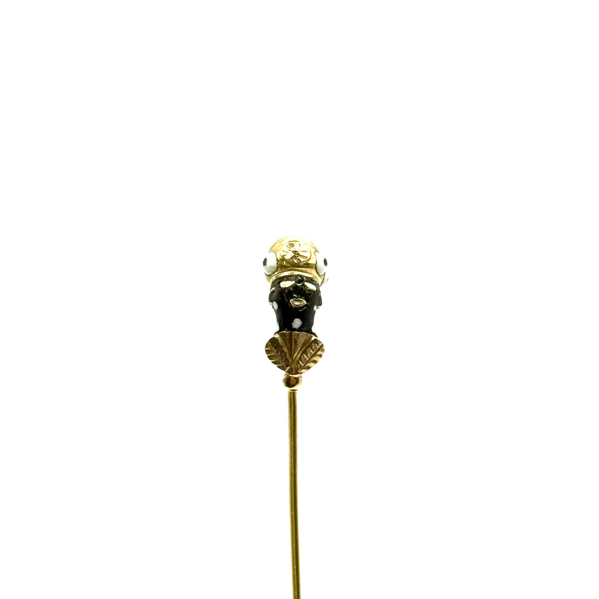 SF675. Antica spilla in oro smaltato.