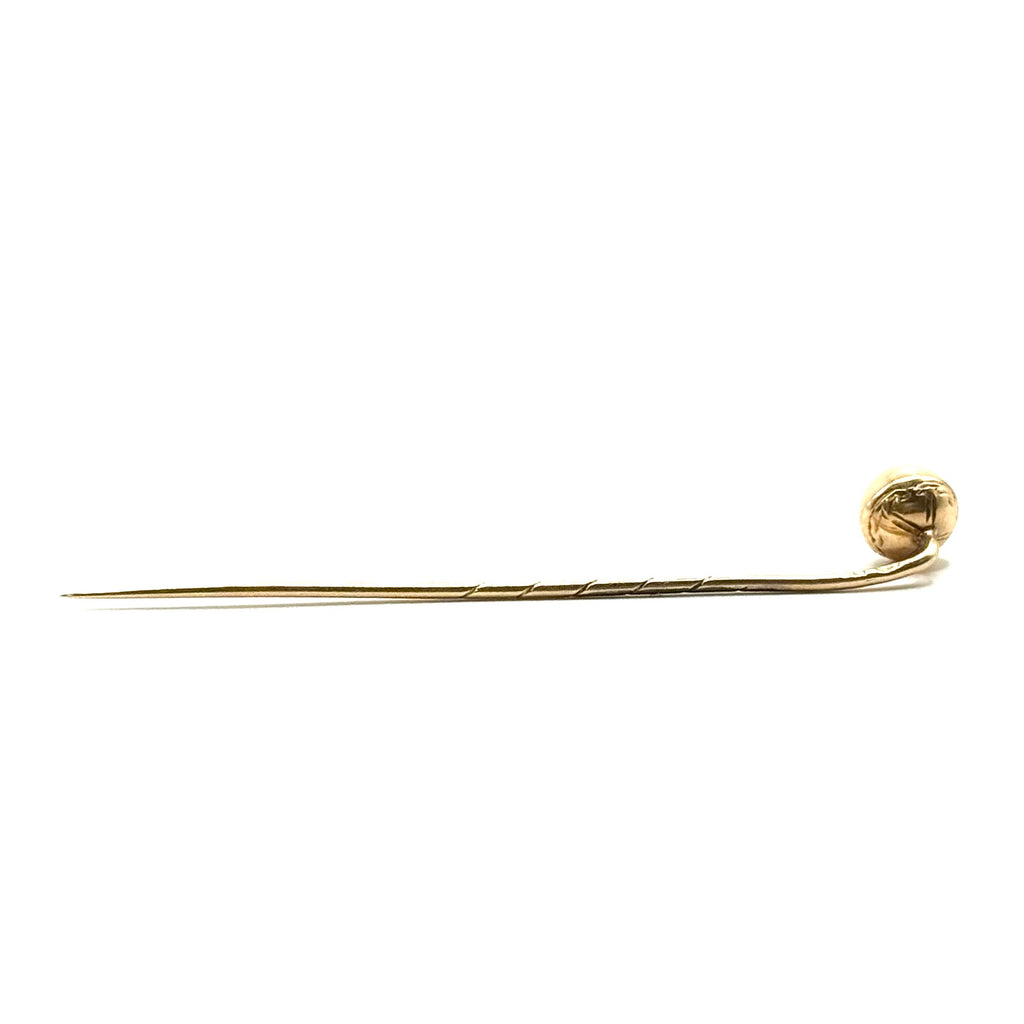 SF675. Antica spilla in oro con perla.