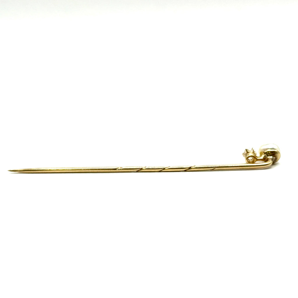 SF679. Antique Gold Brooch with Diamond and Freshwater Pearl.