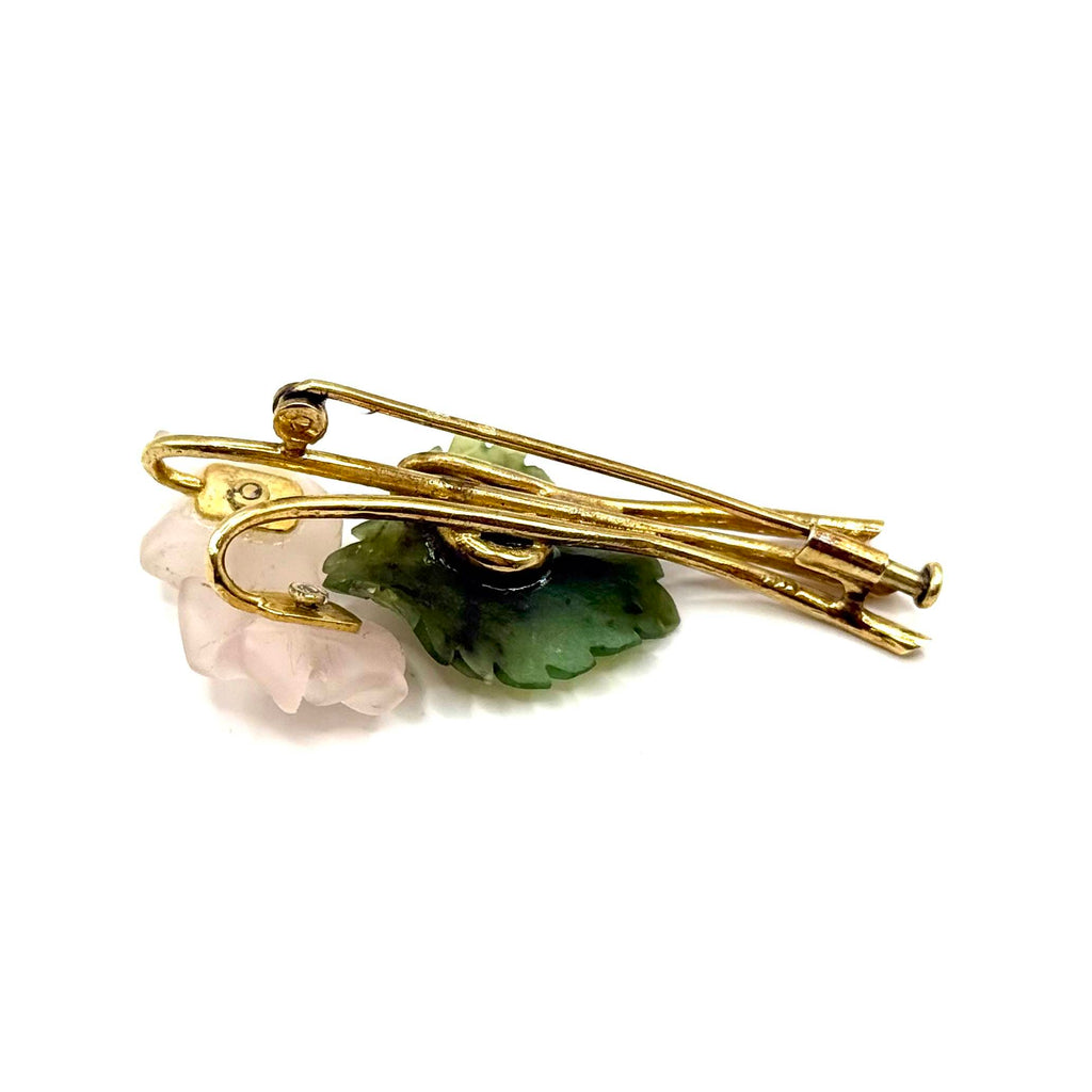 5086. Vintage Gold Brooch with Rock Crystal and Nephrite