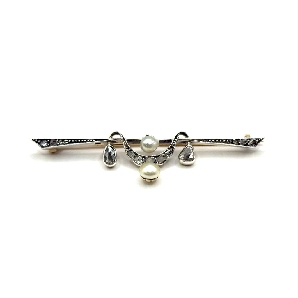 5021. Broche Art Déco en Or avec Diamant et Perle