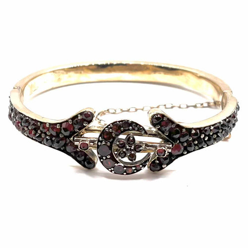 0917. Bracelet en grenats