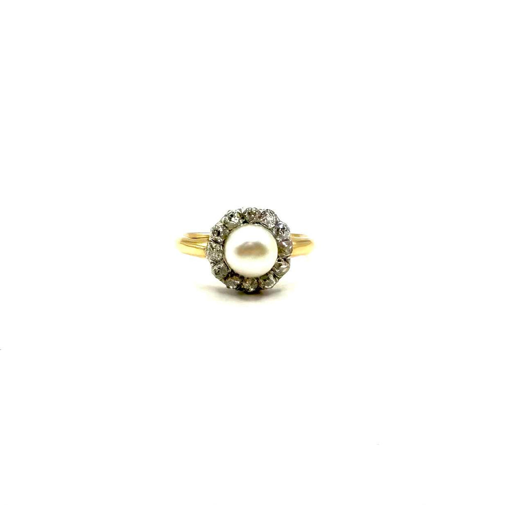 5124. Anillo de oro Art Déco con diamante y perla
