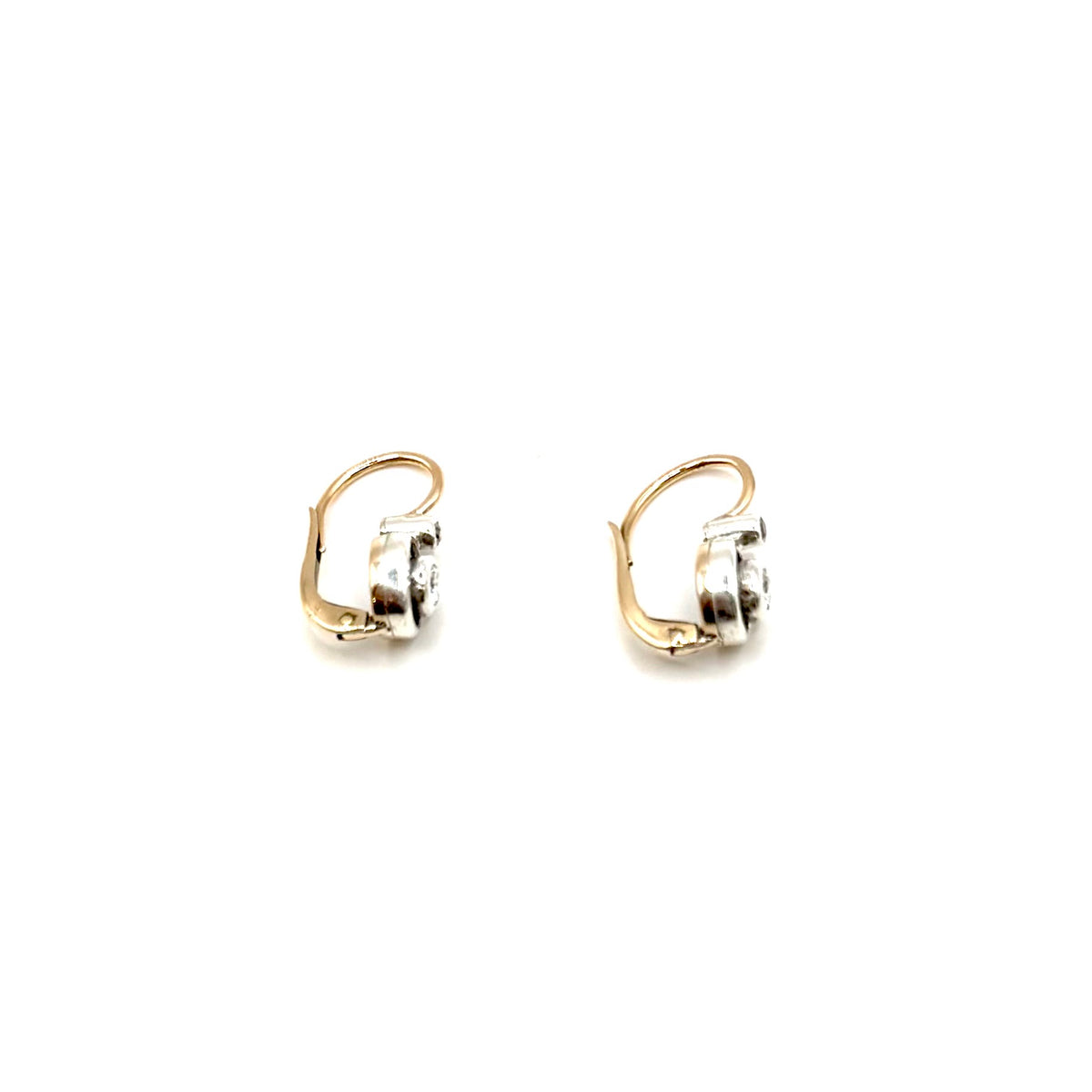 5188. Pendientes de botón con diamantes.