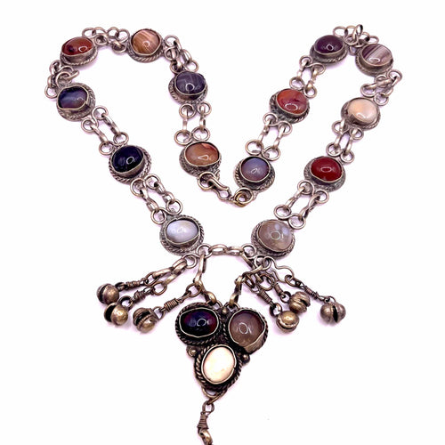 1008. Ancien Collier en Agate