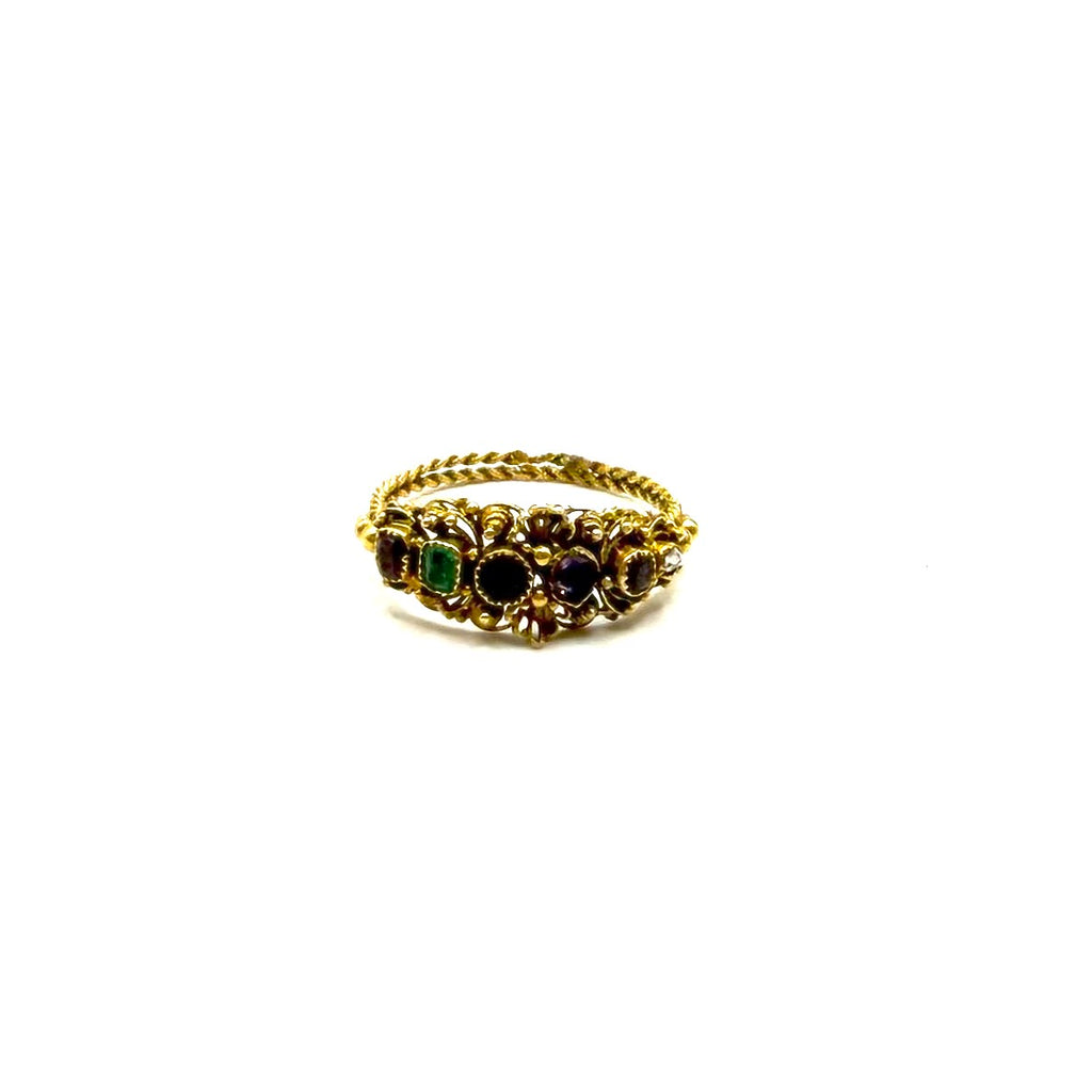 5204. Anillo de oro victoriano con piedras preciosas.