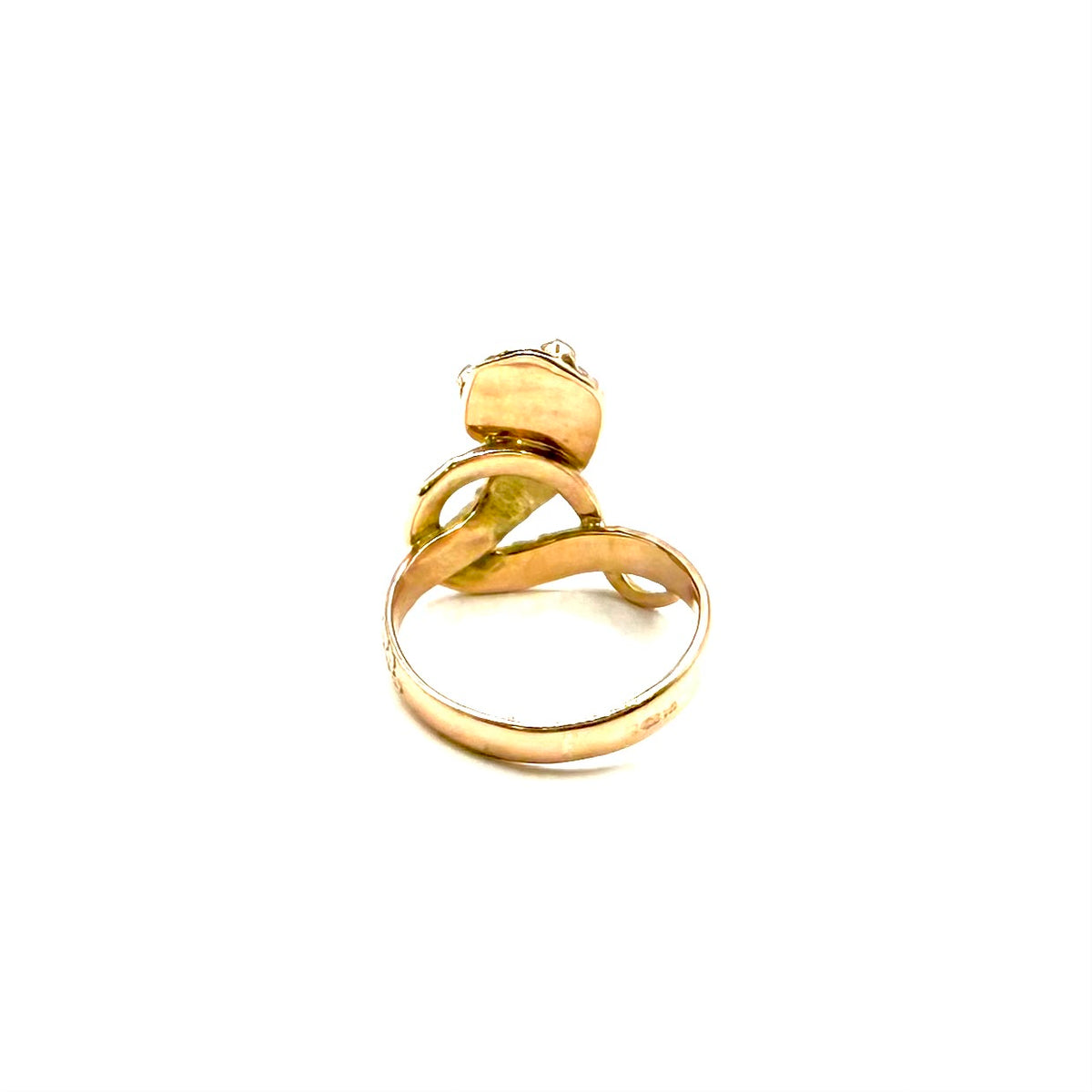 5201. Art-déco Schlangen-Goldring mit Diamant und Süßwasserperle.