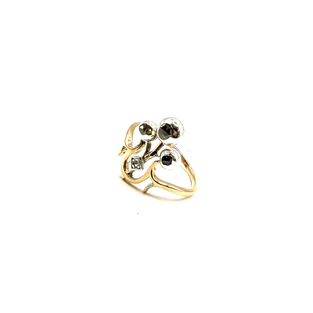 5225. Jugendstil Goldring mit Diamant