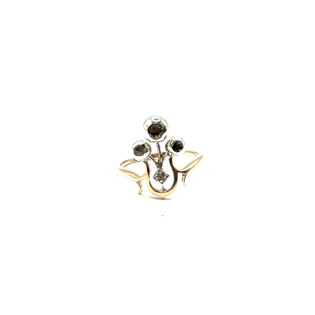 5225. Jugendstil Goldring mit Diamant