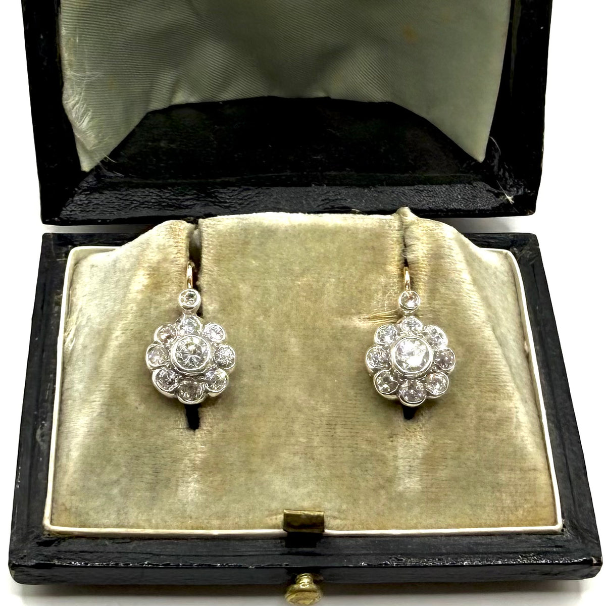 5227. Orecchini in oro Art Déco con diamante e pietra preziosa