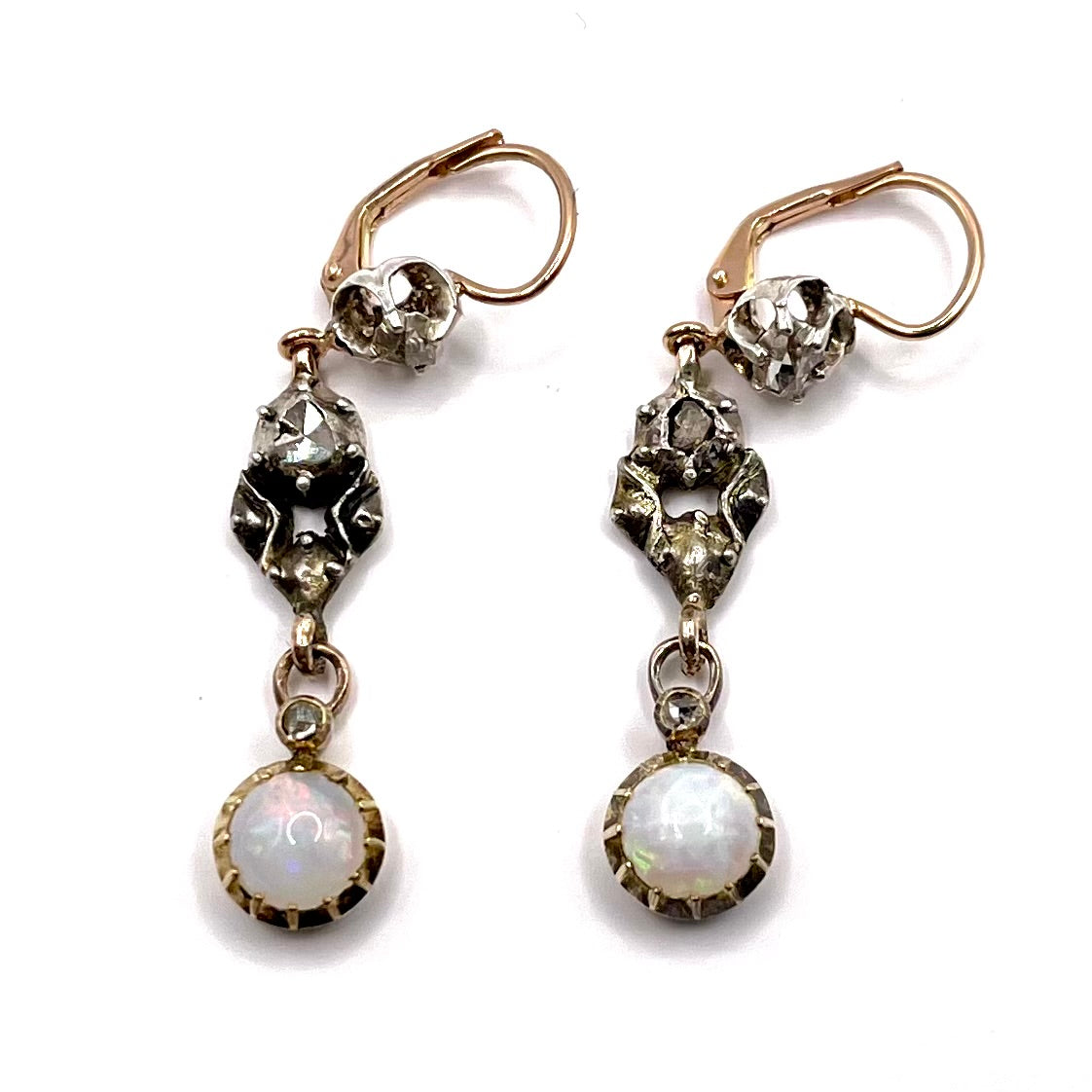 0322. Orecchini Liberty con Diamanti e Opale Nobile