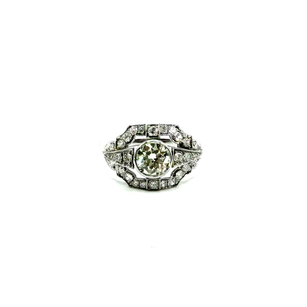 5261. Art-déco Weißgoldring mit Diamanten.