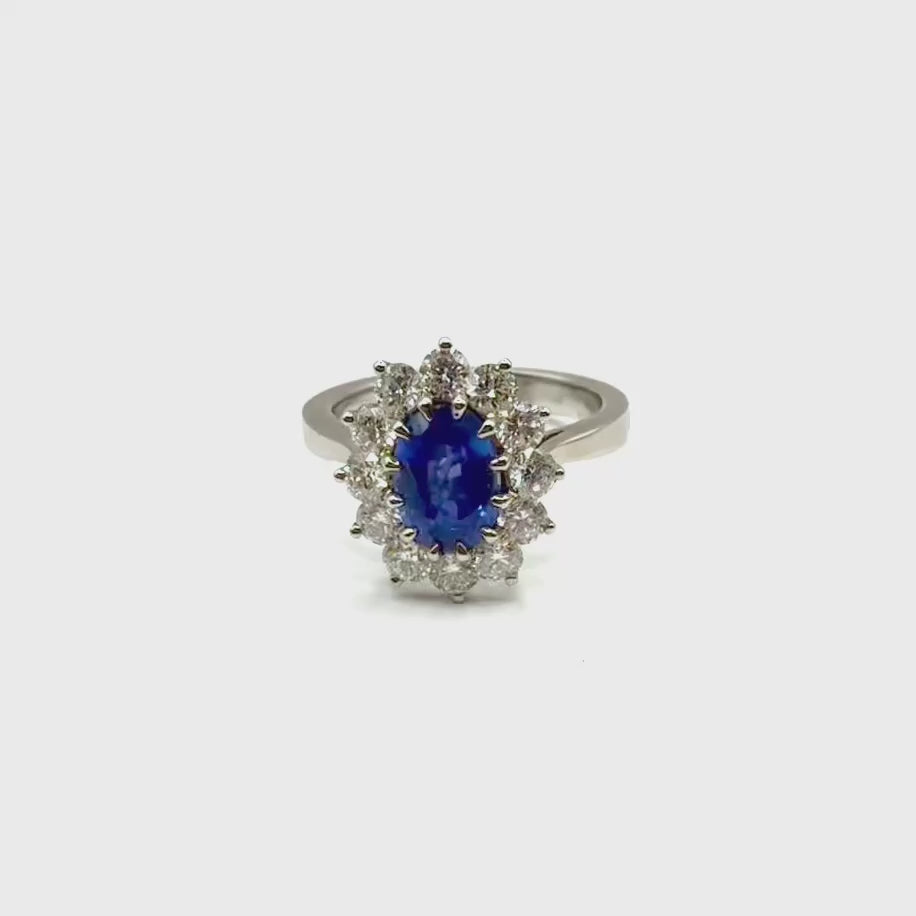 R279. Modern White Gold Ring with Diamond and Sapphire.